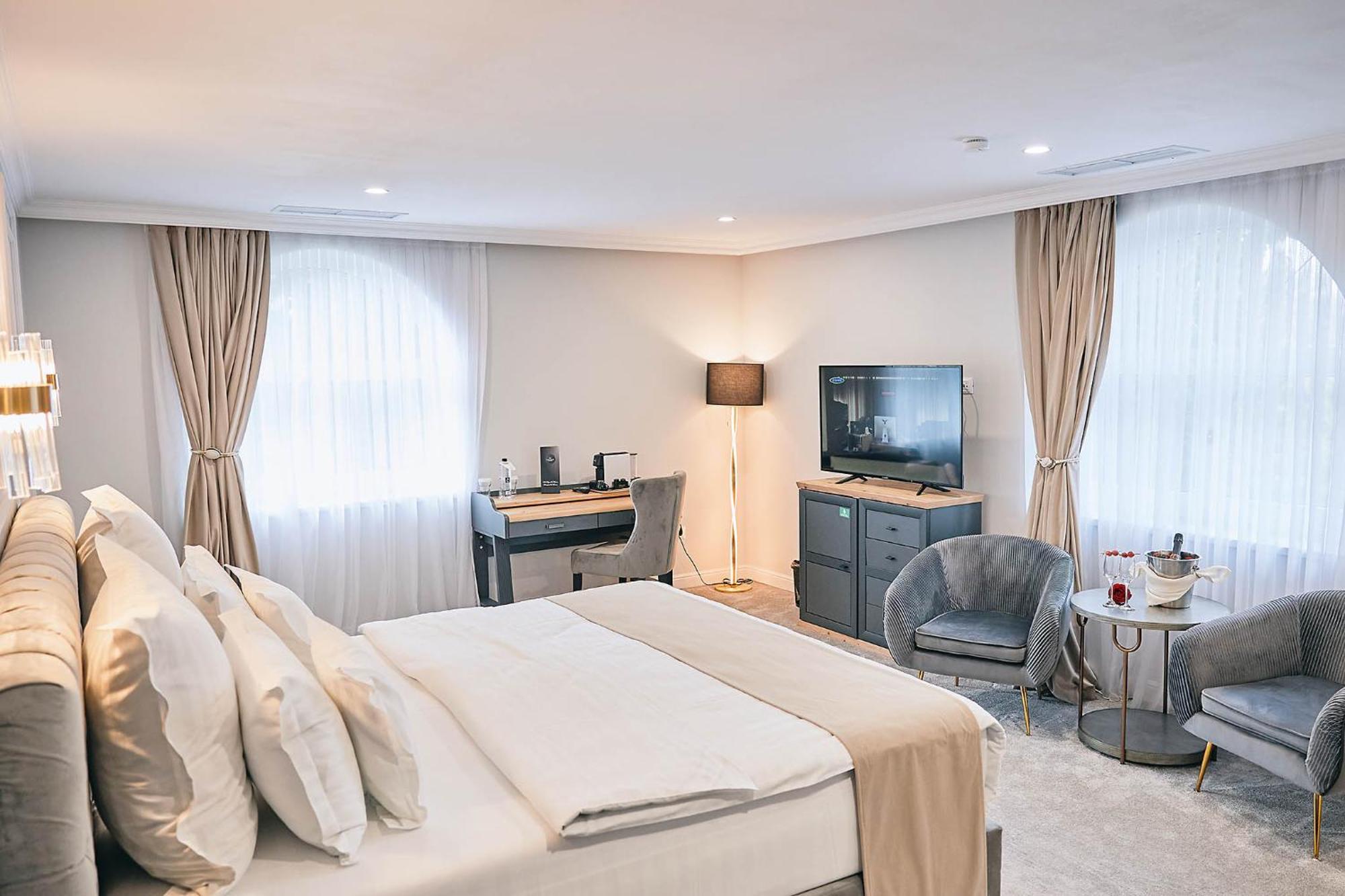 Lacul Verde Resort Ploiesti Luaran gambar